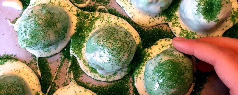 St Patrick's Day Green Cake Pops Truffles