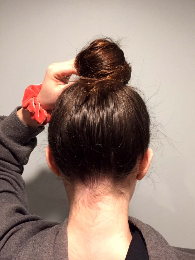 Hair bun tutorial step by step 