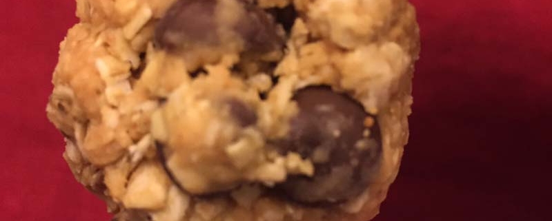 Peanut Butter Oatmeal Energy Balls