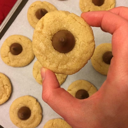 Peanut Butter Blossoms Cookies With Hershey's Kisses