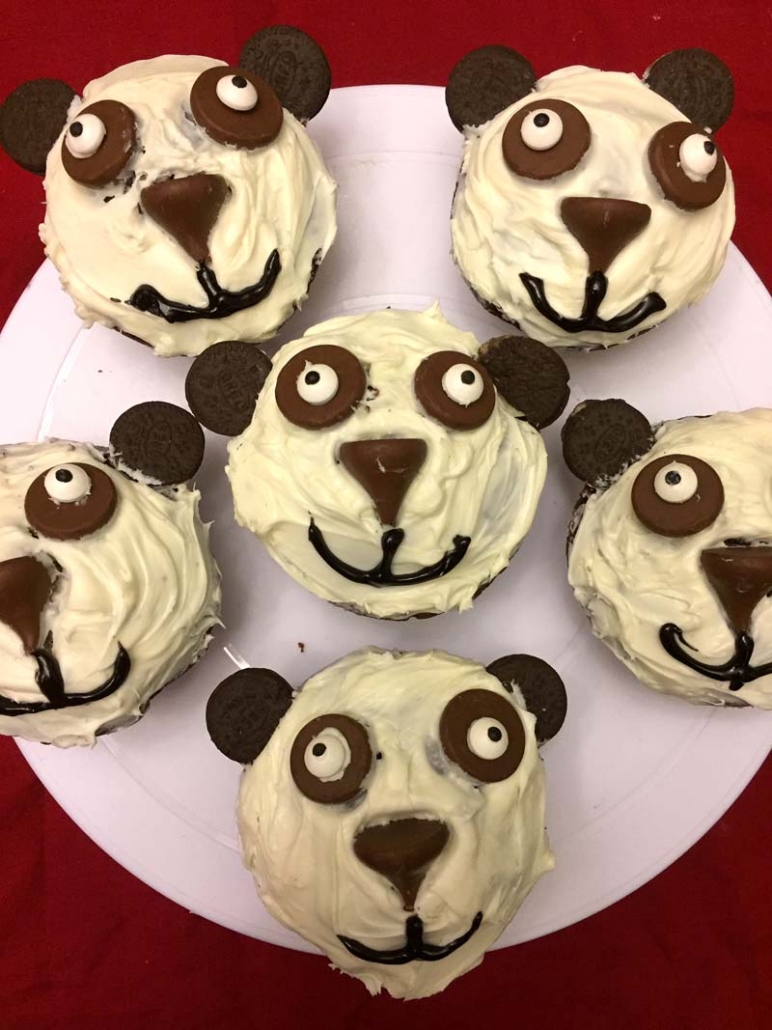 Easy Panda Cupcakes