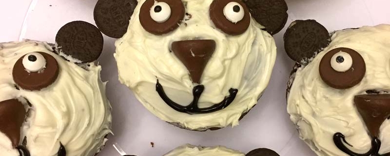 Easy Panda Cupcakes