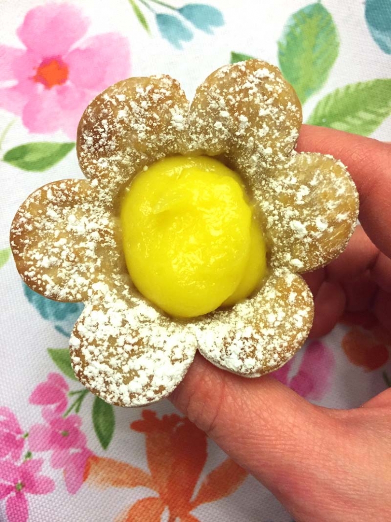 Lemon Shaped Mini Tarts