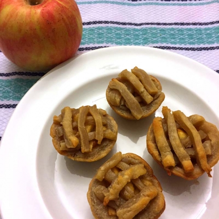 Mini Apple Pies Made In A Muffin Tin