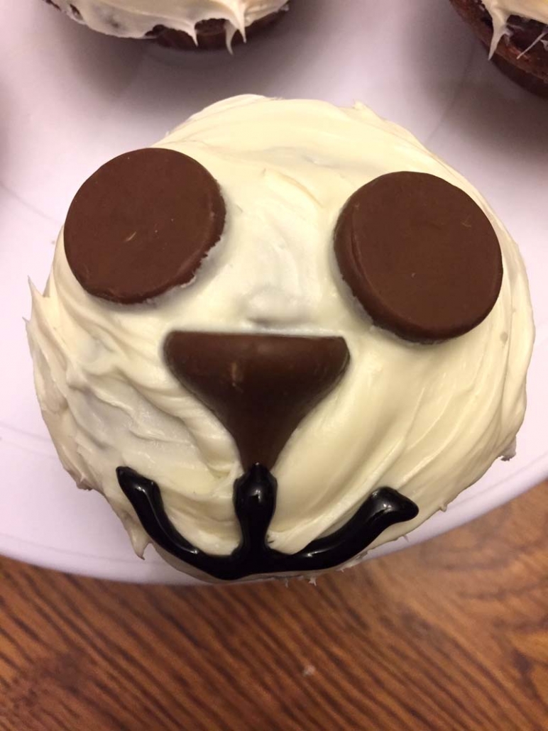 vanilla panda cupcakes