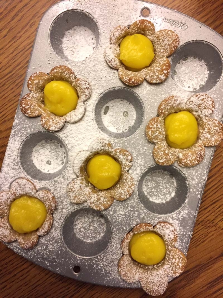 Lemon Flower Tarts In A Muffin Tin