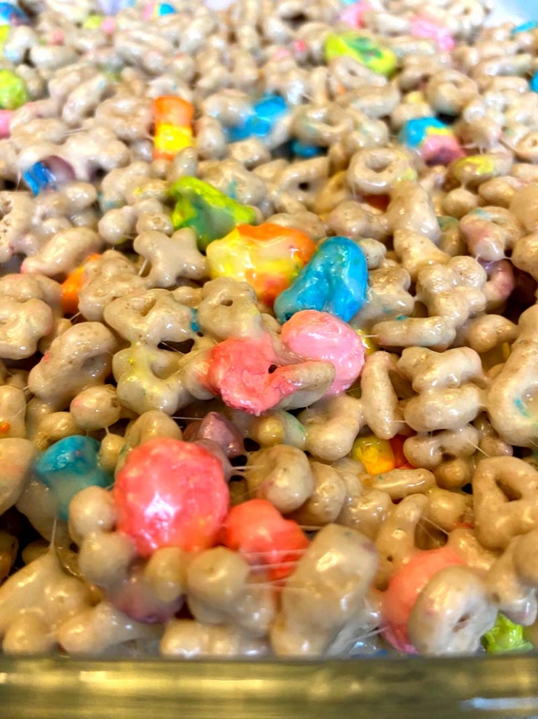 Lucky Charms Marshmallow Bars – Vibrant Guide