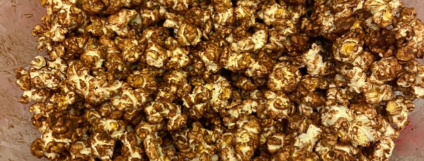 homemade chocolate popcorn