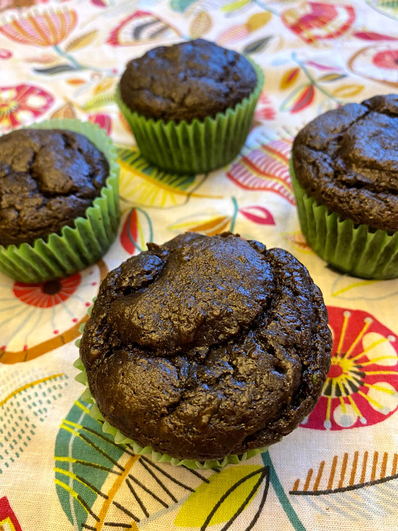 These chocolate avocado muffins are amazing! Made with mashed avocado instead of butter, they are so healthy and delicious! You will love these avocado chocolate muffins!