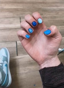 Blue Gradient Nails Design With Heart Accent Finger
