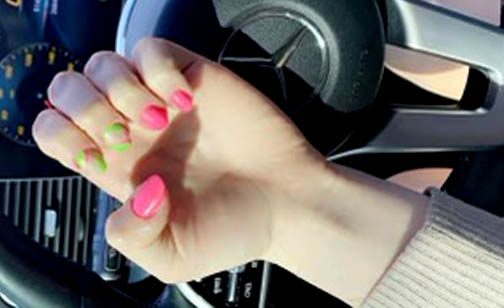 Hot Pink And Neon Green Nails Combo Inspo 