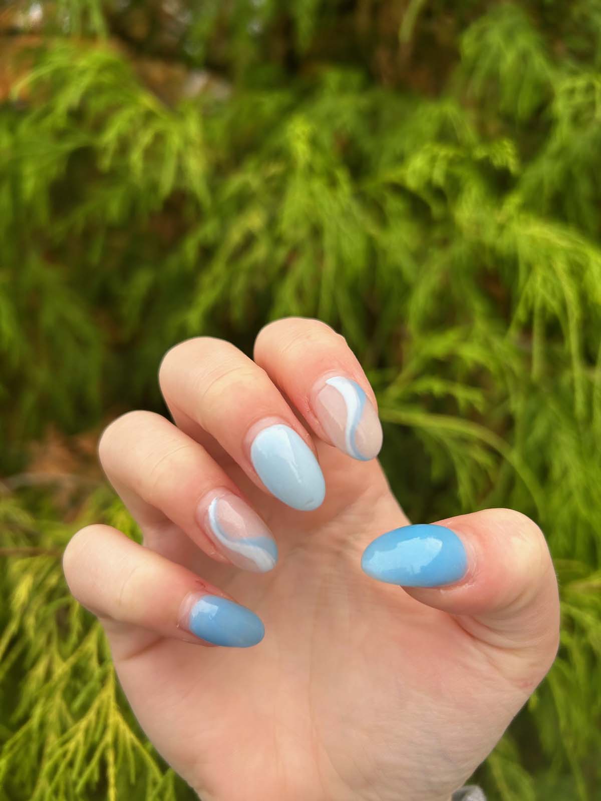 Cute And Easy Different Shades Of Blue With Swirls Accent Nails Design
