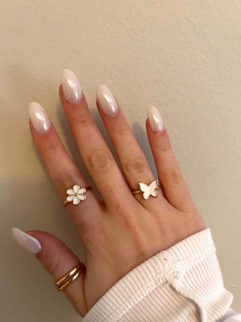 Pure Radiance: White Glitter Nail Designs for Summer 2023