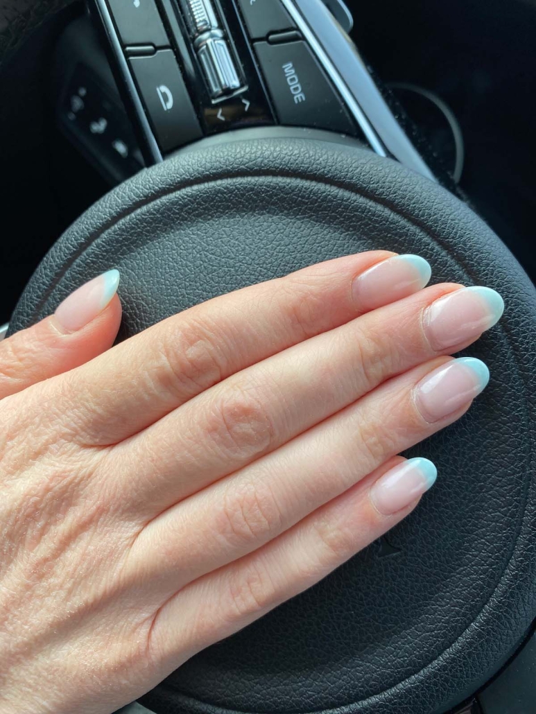 Blue summer nails 