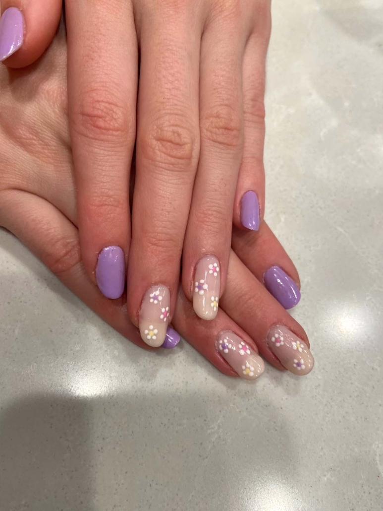 Purple flower nails