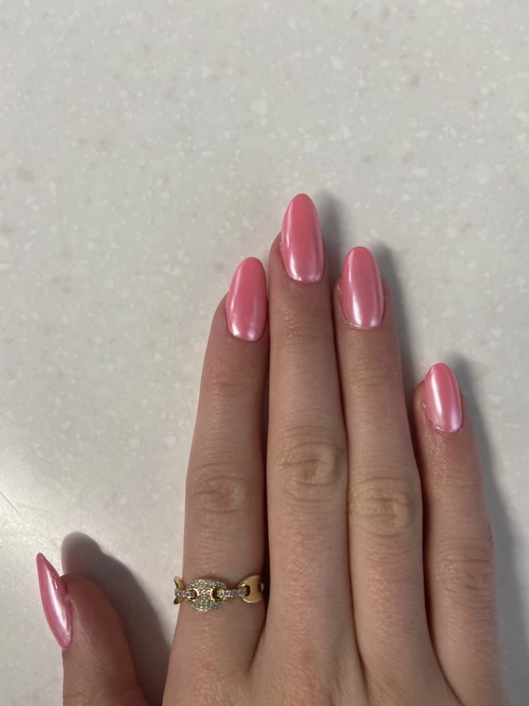 Chrome coffin nails pink