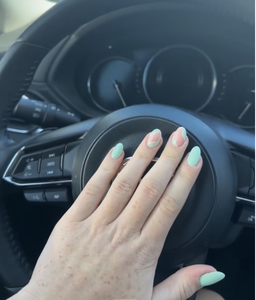 Green nail design