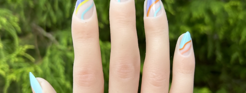 Swirls nails