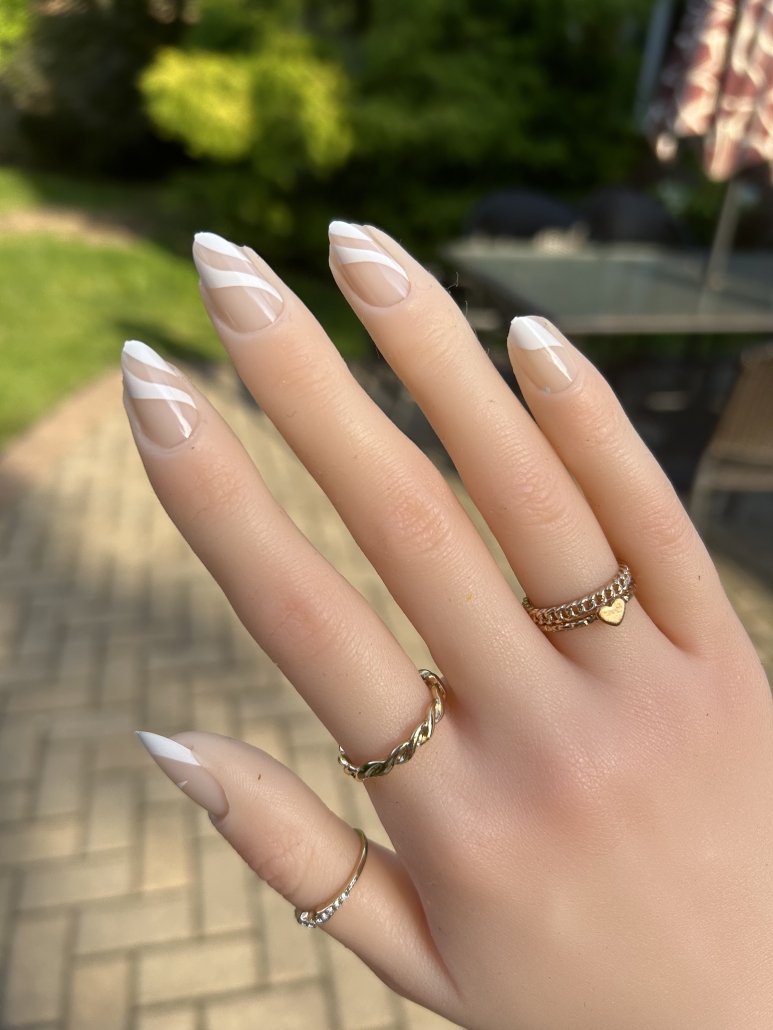 White Stripes Nails – Vibrant Guide