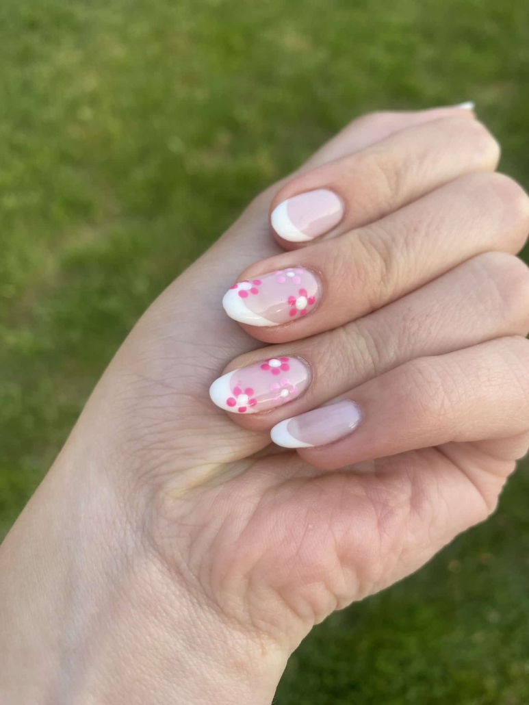 Summer flower nails pink